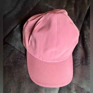 Lululemon One Size Pink Cap Women’s Running Lightweight NWOT never been worn